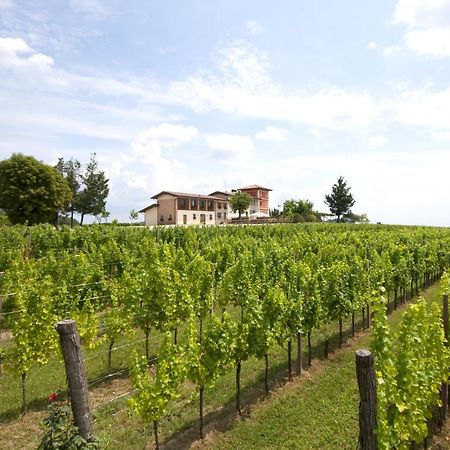Alloggio Agrituristico Corte San Biagio Corno di Rosazzo Eksteriør billede