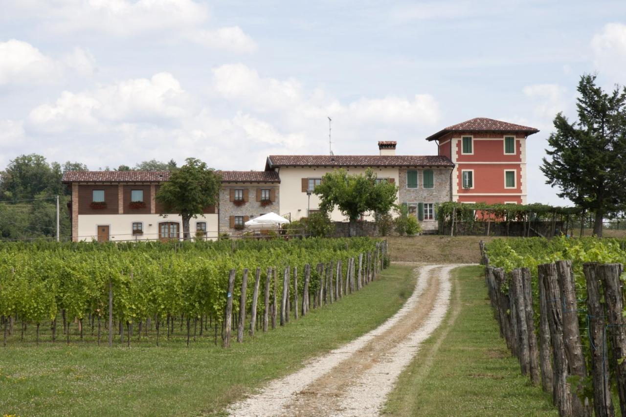 Alloggio Agrituristico Corte San Biagio Corno di Rosazzo Eksteriør billede