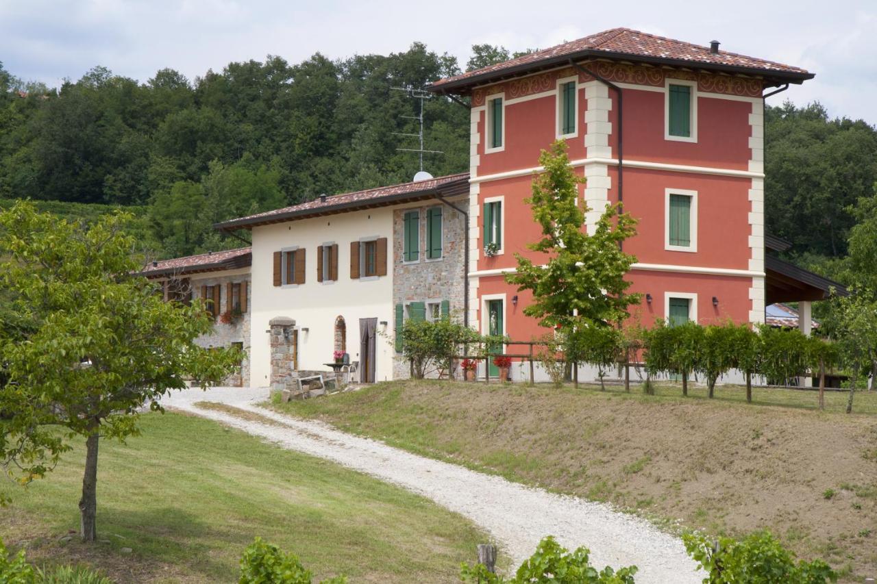 Alloggio Agrituristico Corte San Biagio Corno di Rosazzo Eksteriør billede